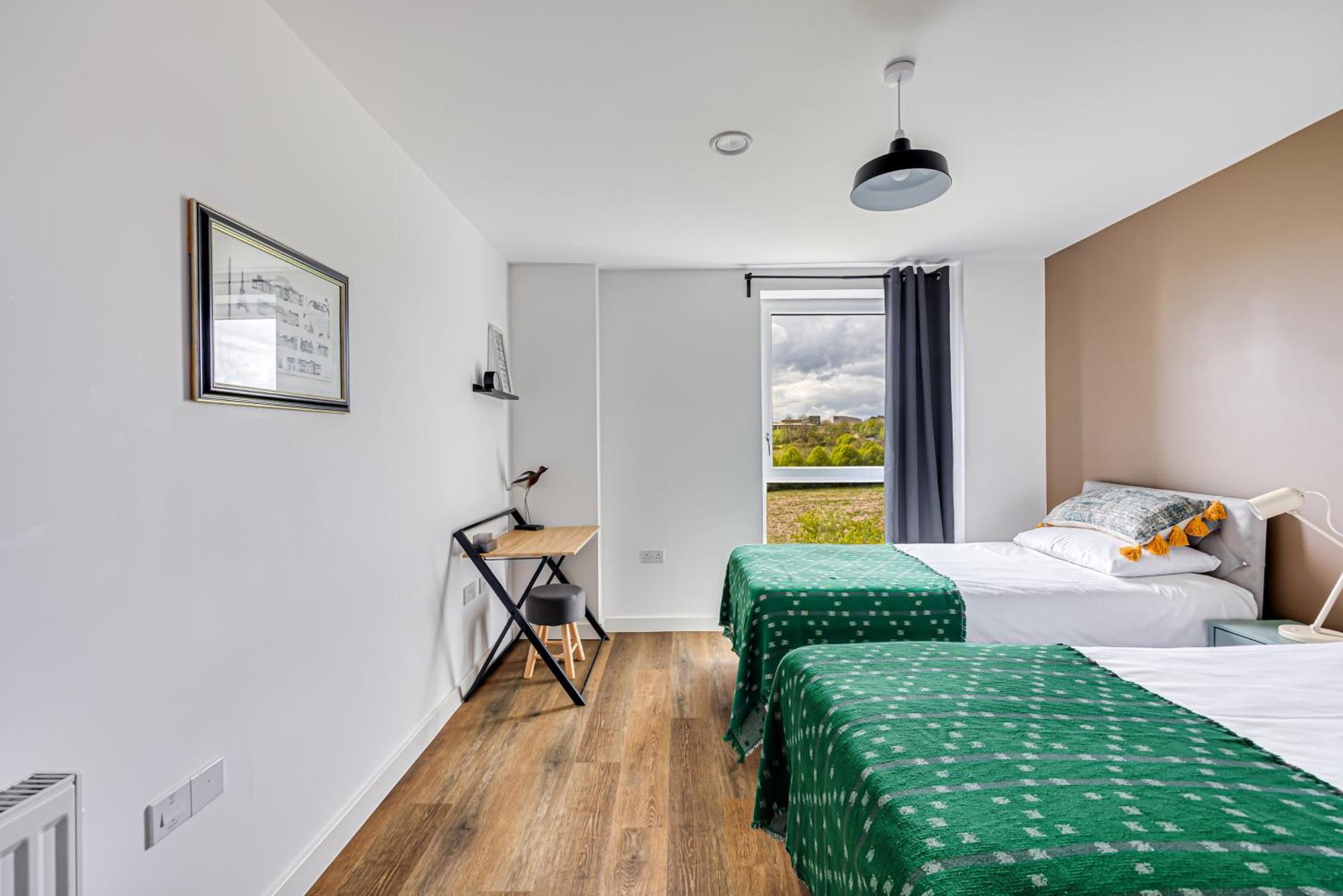 Penthouse Apartment - City Centre - Secure Parking, Balcony, Self-Check-In, Fast Wifi And Smart Tv With Netflix By Yoko Property Milton Keynes Exteriér fotografie
