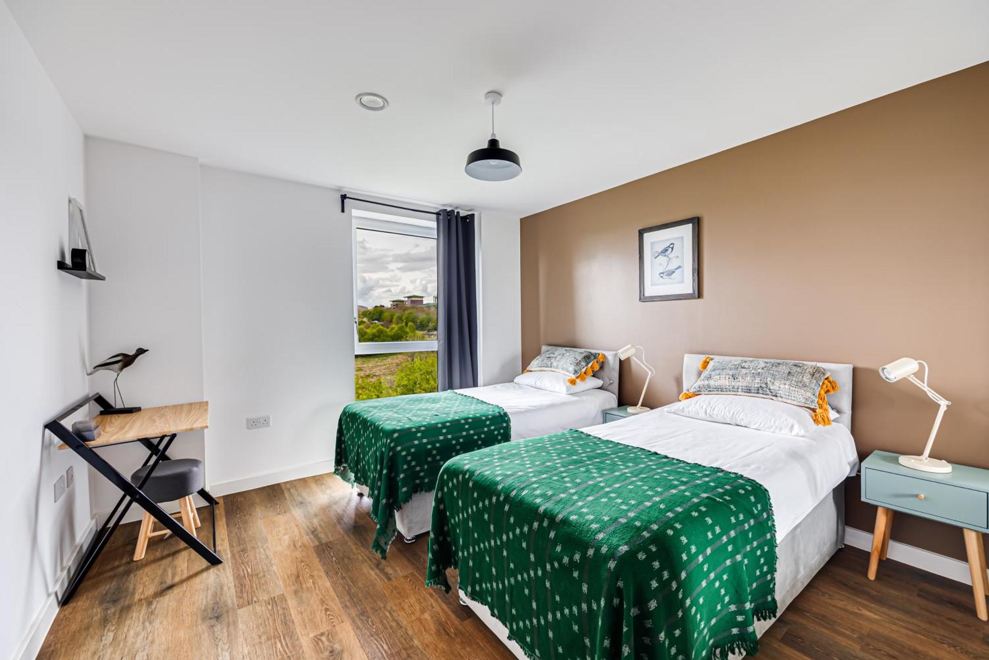 Penthouse Apartment - City Centre - Secure Parking, Balcony, Self-Check-In, Fast Wifi And Smart Tv With Netflix By Yoko Property Milton Keynes Exteriér fotografie