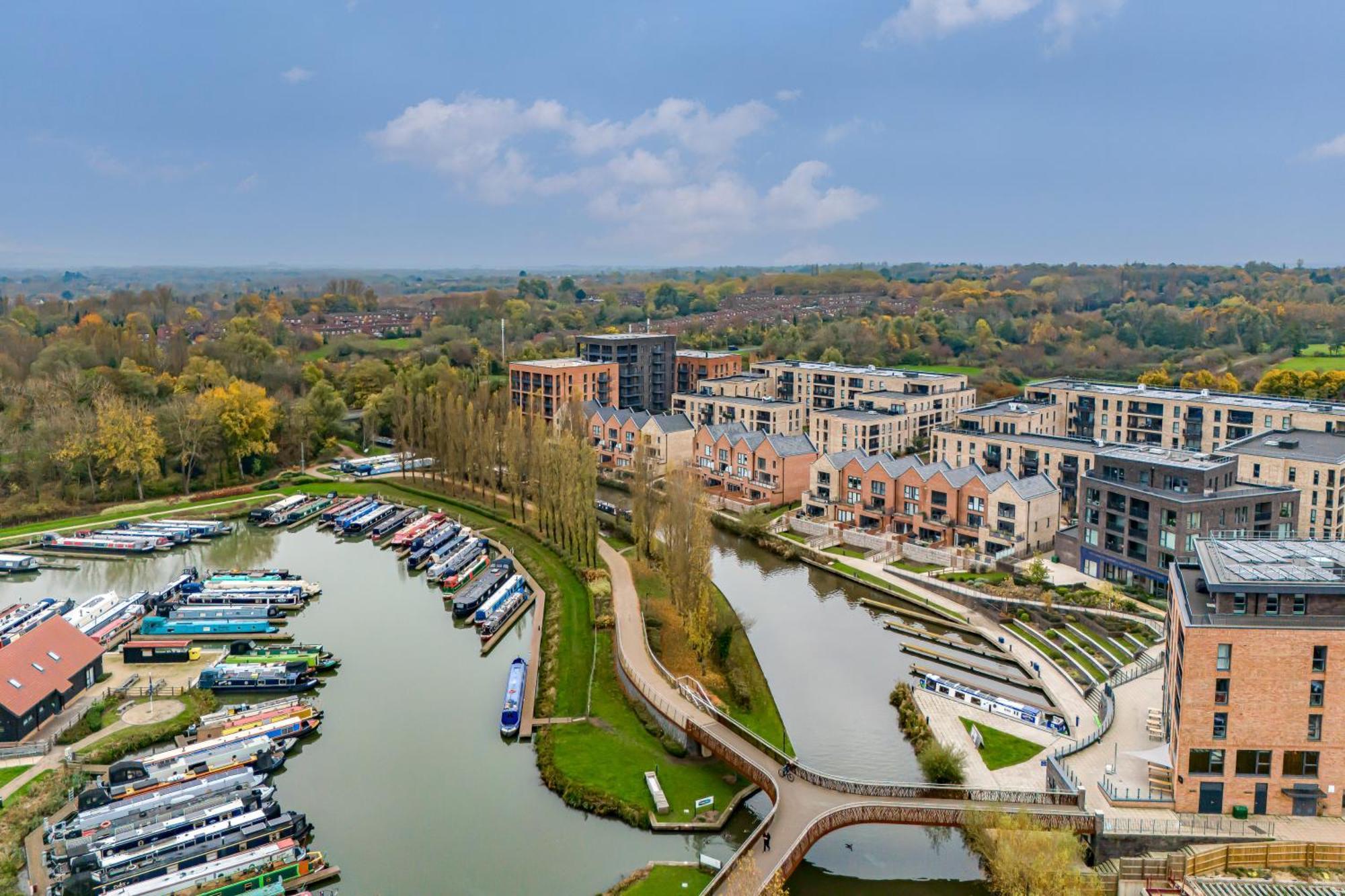 Penthouse Apartment - City Centre - Secure Parking, Balcony, Self-Check-In, Fast Wifi And Smart Tv With Netflix By Yoko Property Milton Keynes Exteriér fotografie