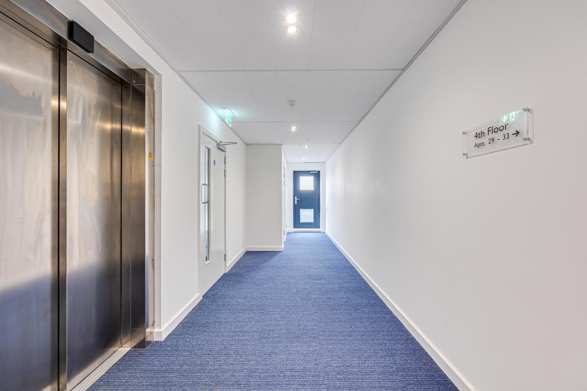 Penthouse Apartment - City Centre - Secure Parking, Balcony, Self-Check-In, Fast Wifi And Smart Tv With Netflix By Yoko Property Milton Keynes Exteriér fotografie