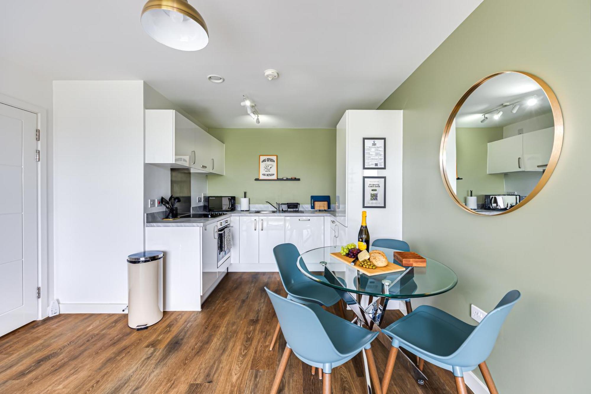 Penthouse Apartment - City Centre - Secure Parking, Balcony, Self-Check-In, Fast Wifi And Smart Tv With Netflix By Yoko Property Milton Keynes Exteriér fotografie
