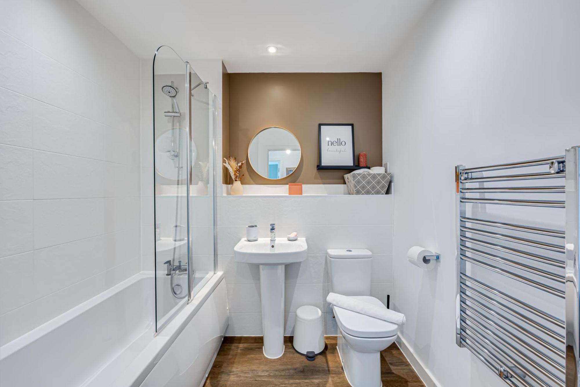 Penthouse Apartment - City Centre - Secure Parking, Balcony, Self-Check-In, Fast Wifi And Smart Tv With Netflix By Yoko Property Milton Keynes Exteriér fotografie